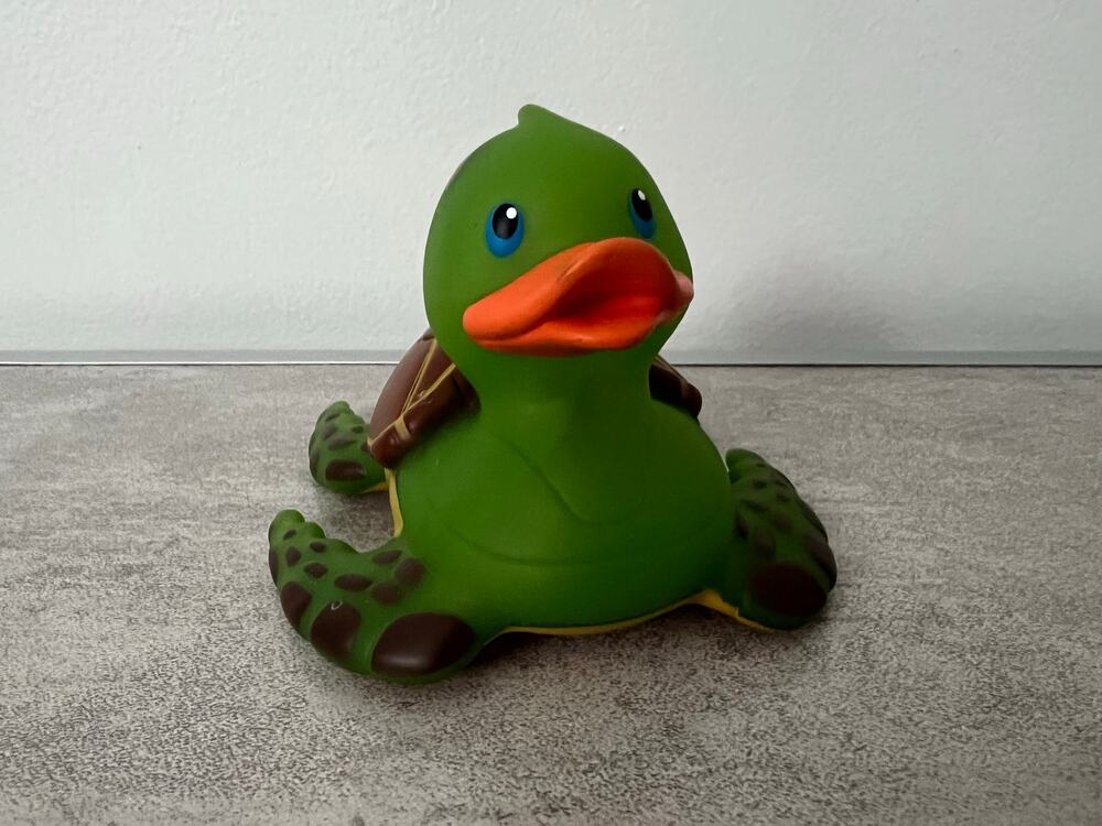 Wild Republic Floating Rubber Ducks Sea Turtle - 4"